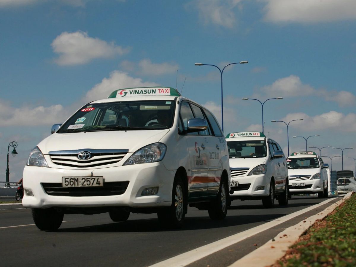 Nhiều du khách lựa chọn đi taxi Đà Nẵng