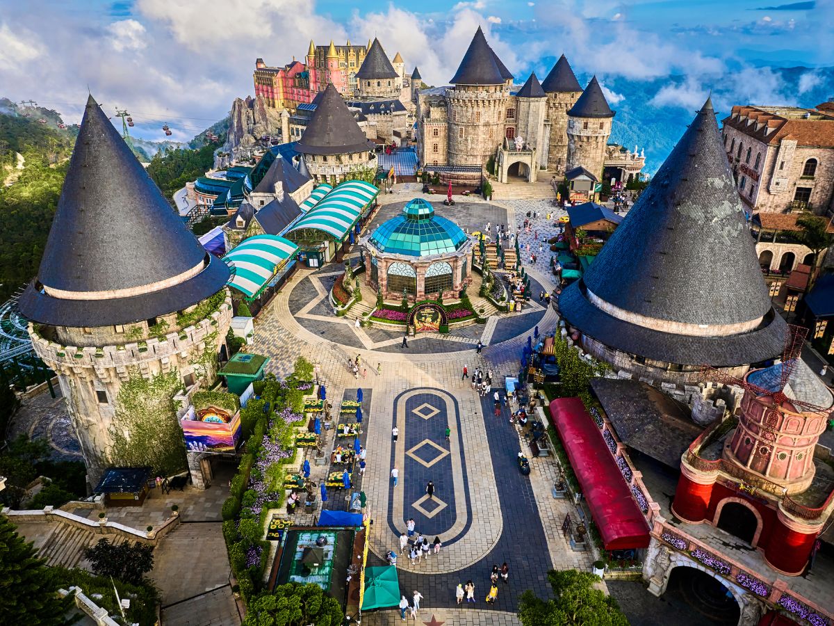Sun World Ba Na Hills mang đến cho du khách nhiều trải nghiệm thú vị khi du lịch đến Đà Nẵng