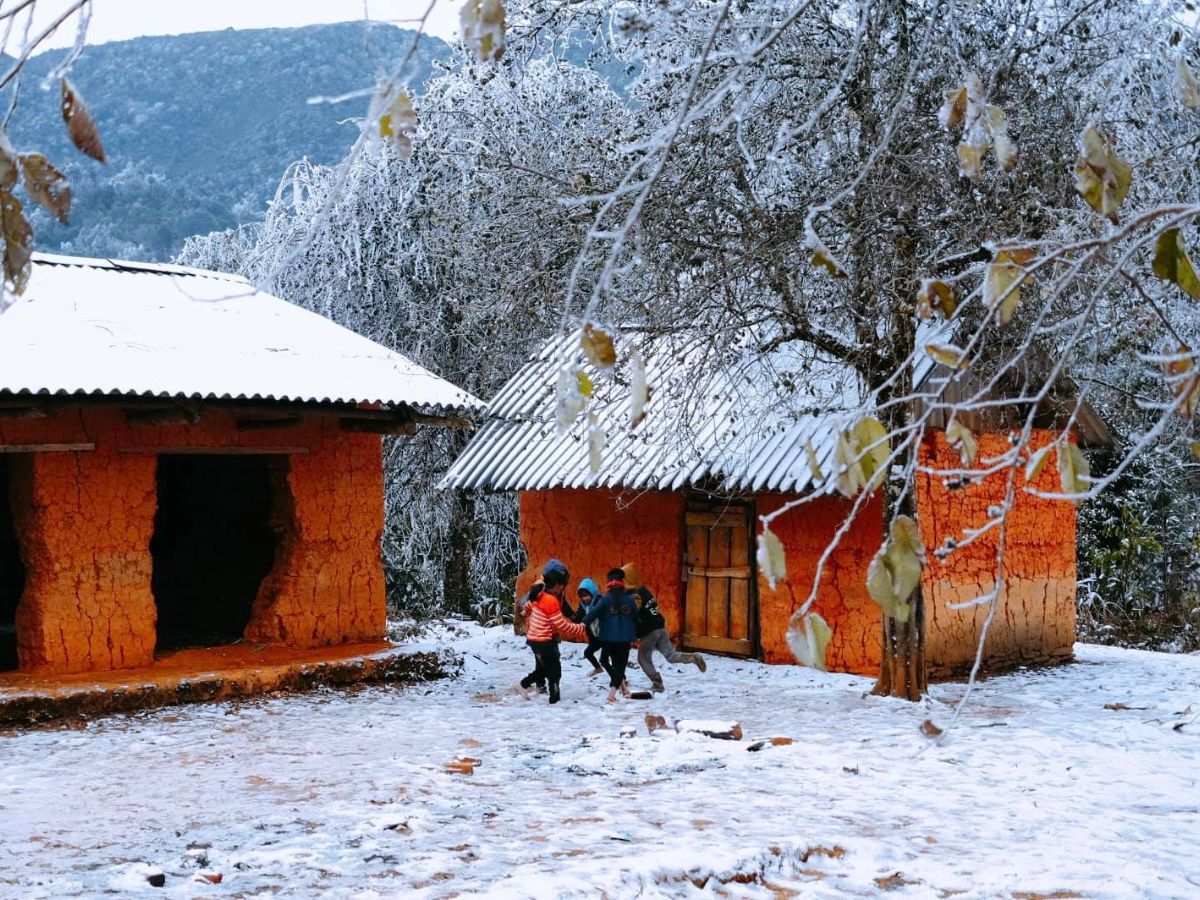 Khung cảnh Bắc Âu thu nhỏ tại bản làng Tây Bắc.