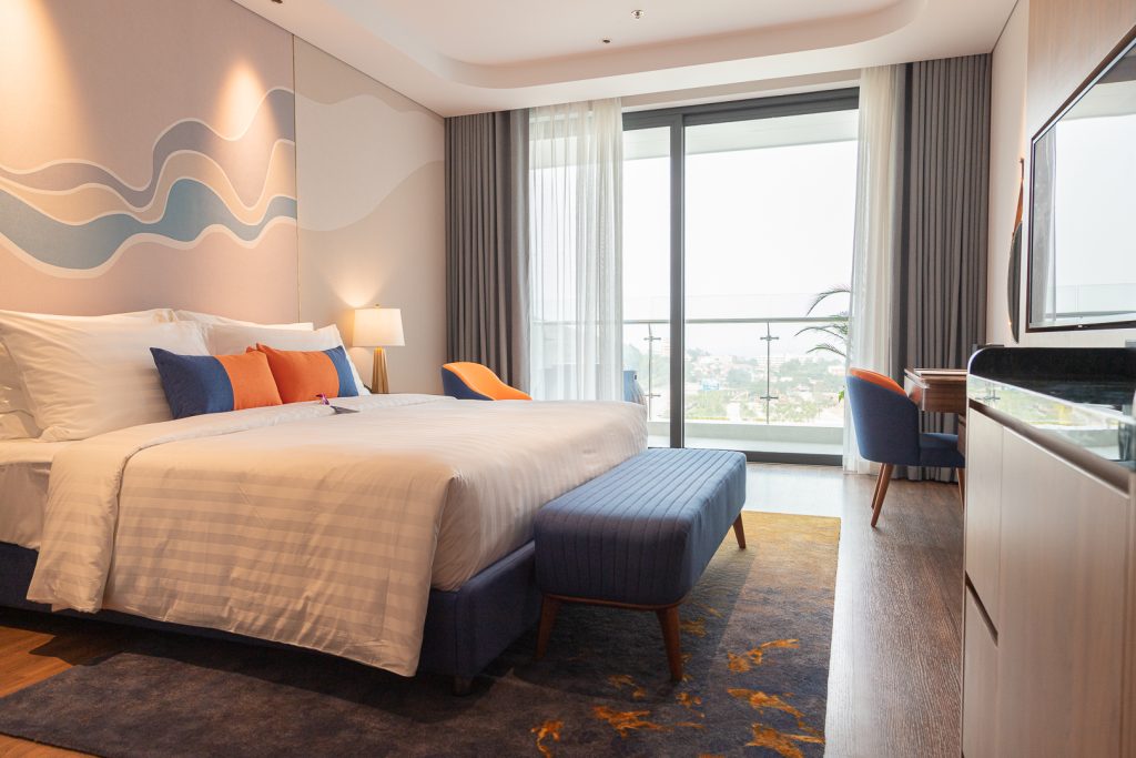 Khách sạn tiện nghi tại khu du lịch Đồi Rồng.