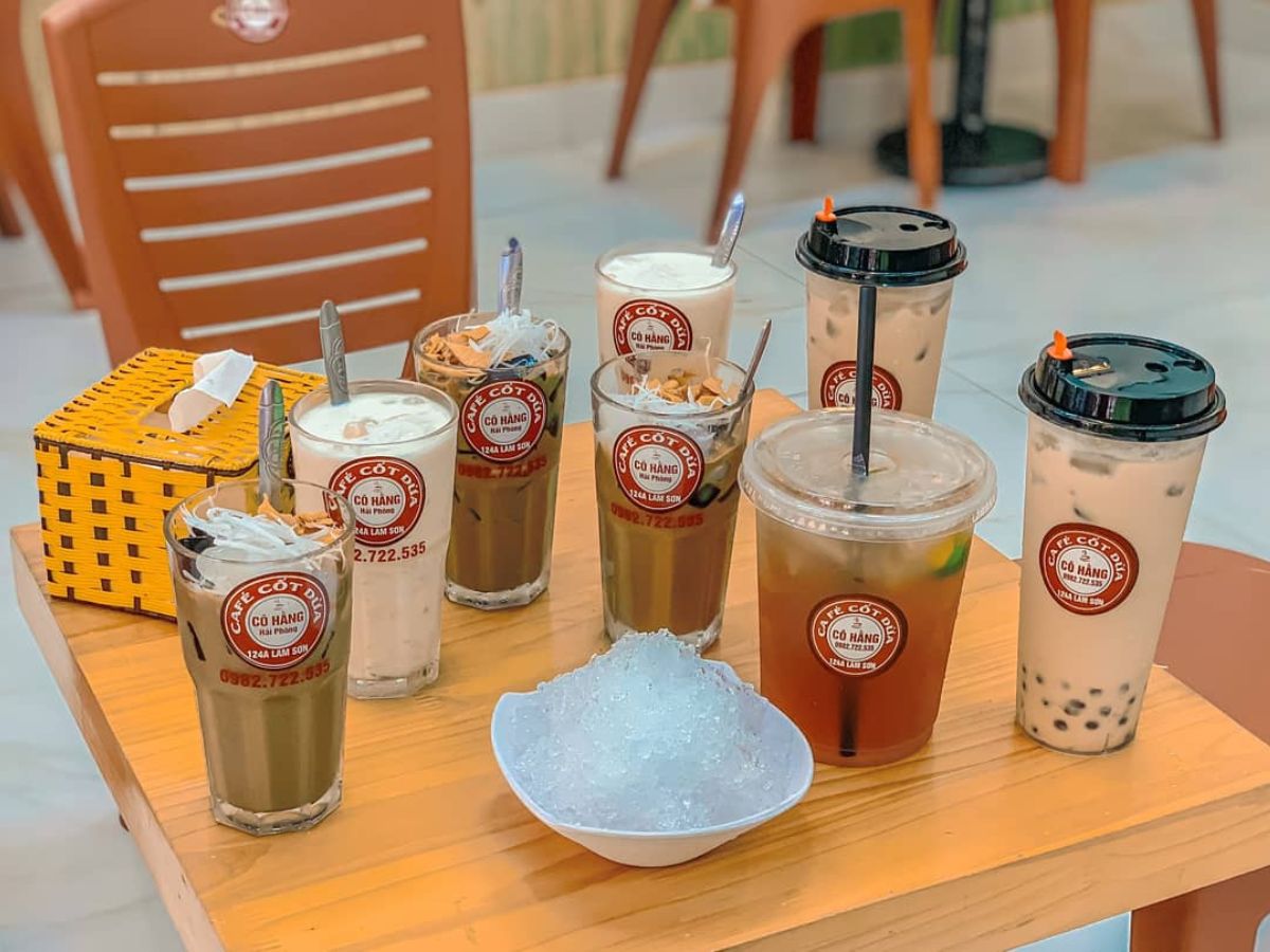 Cafe cốt dừa là đặc sản Hải Phòng nức tiếng.