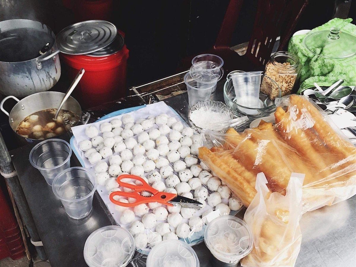 Thưởng thức sủi dìn, chè vừng cho ngày thu đông.