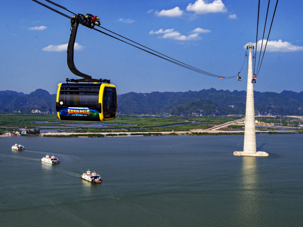 Cáp treo Cát Bà xác lập kỷ lục trụ cáp treo cao nhất thế giới.