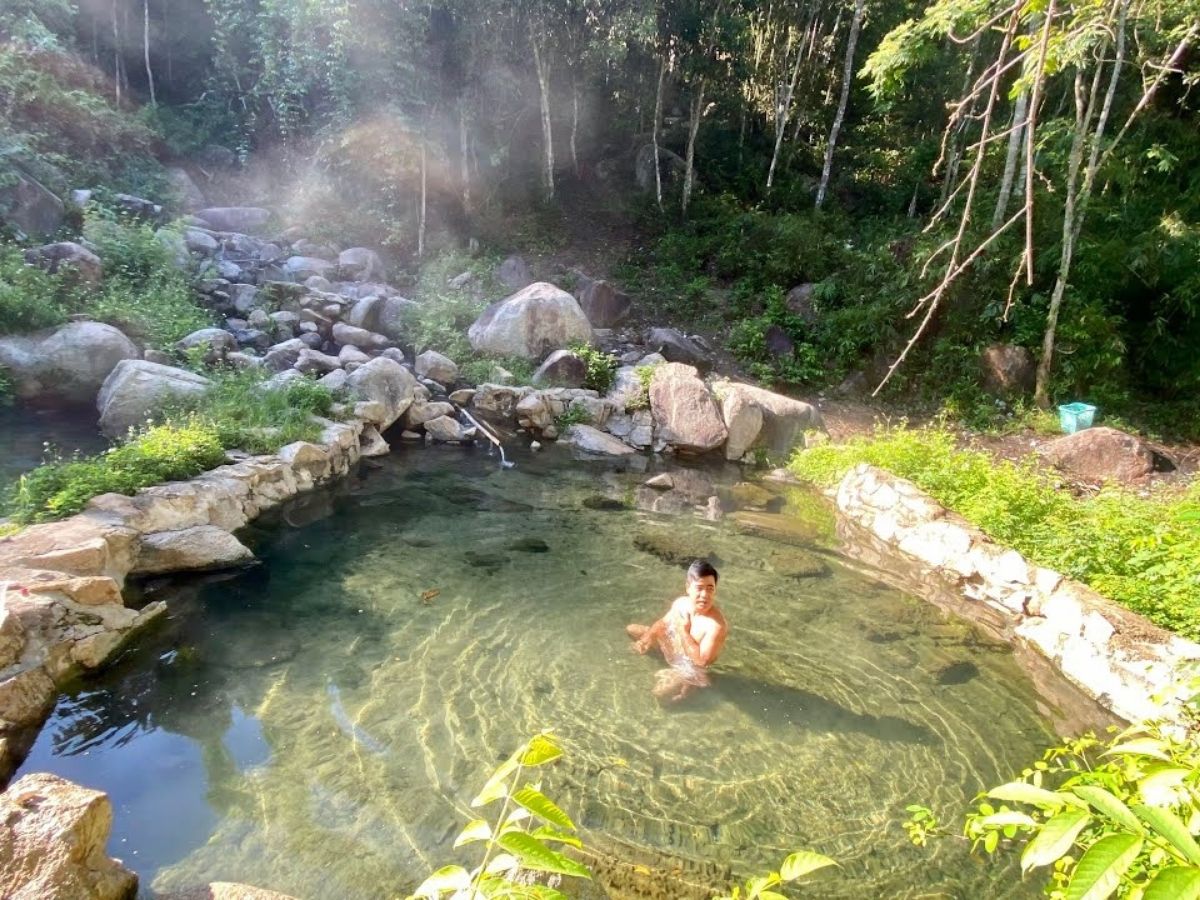 Suối nước nóng Tiên Lãng là điểm đến thu hút nhiều du khách tại Hải Phòng.