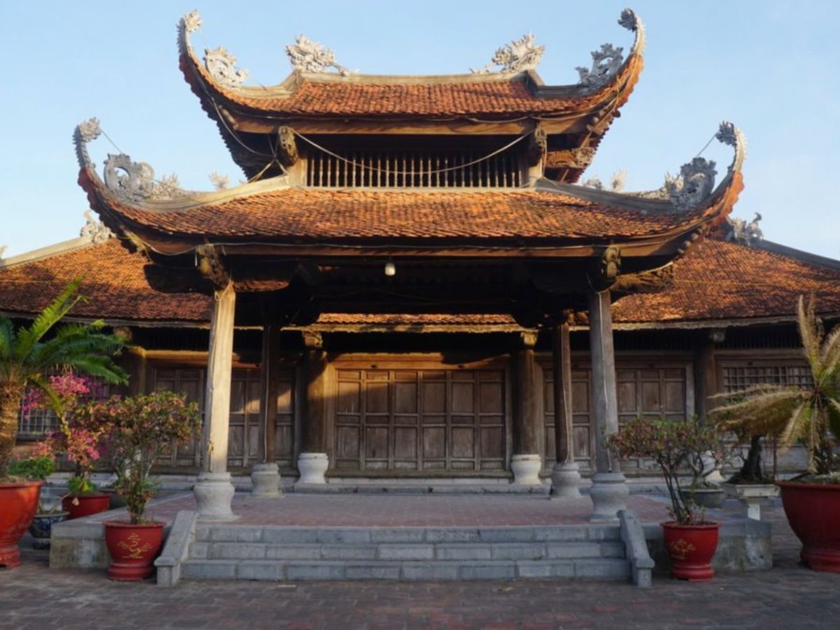 Đình Khinh Dao là di tích cổ tiêu biểu gắn liền với lịch sử Hải Phòng.