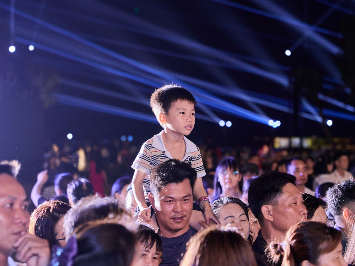 Đây là hoạt động được nhiều gia đình yêu thích bởi trẻ em có thể tham gia tương tác trực tiếp cùng nghệ sĩ.