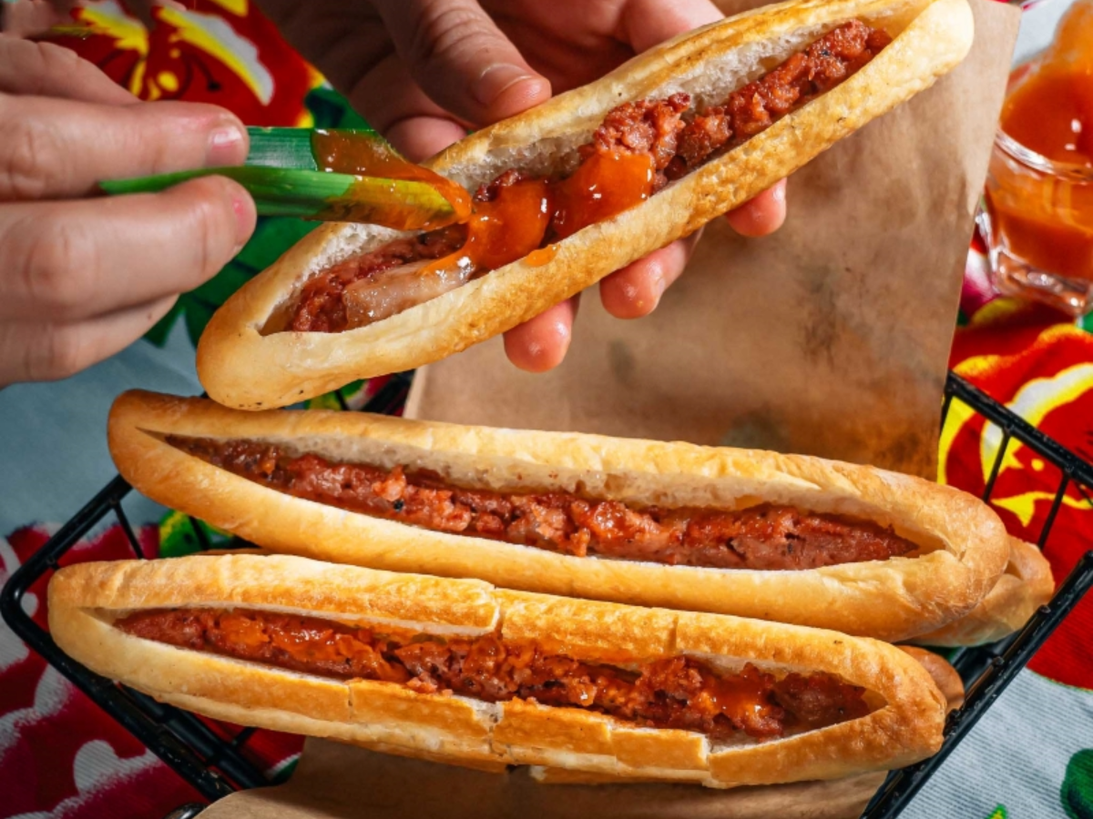 Bánh mỳ cay đặc sản Hải Phòng