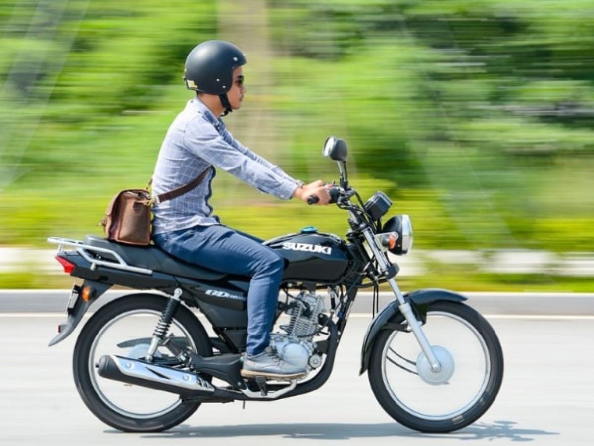 Du khách yêu thích tự do có thể chọn xe máy để di chuyển