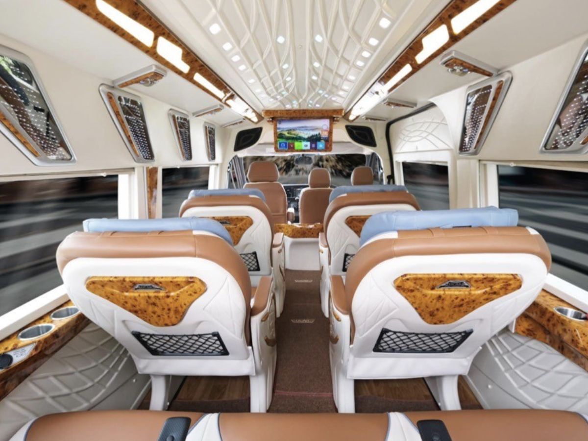 Sơn Hải Limousine dịch vụ chuyên nghiệp tạo cảm giác yên tâm suốt hành trình