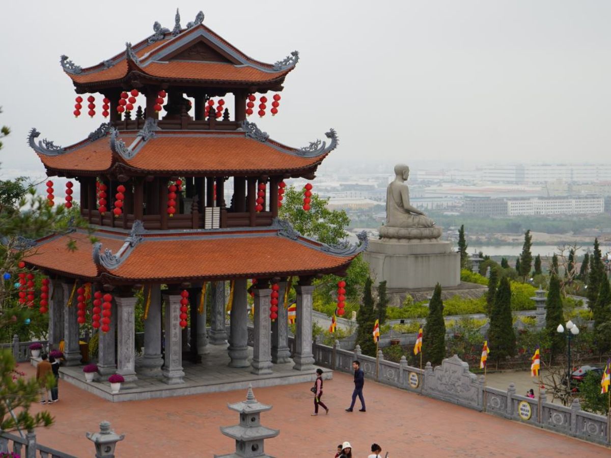 Chùa Long Hoa sở hữu bề dày lịch sử gần một thiên niên kỷ