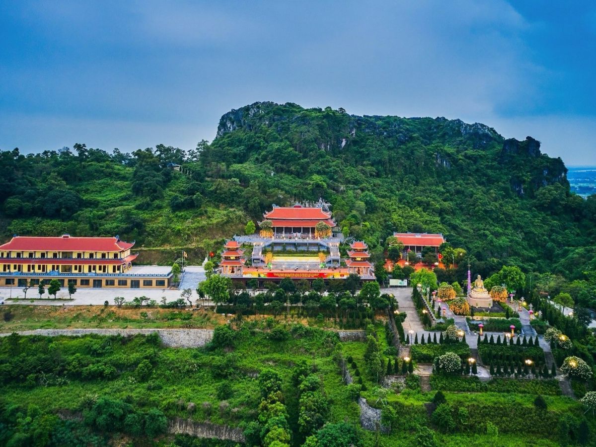 Ngôi chùa Long Hoa gắn liền với dấu ấn Phật giáo lâu đờI