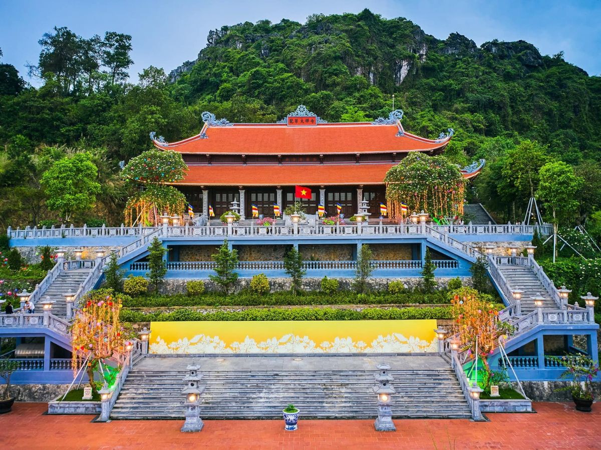 Chùa Long Hoa là chứng tích lịch sử tồn tại suốt gần nghìn năm