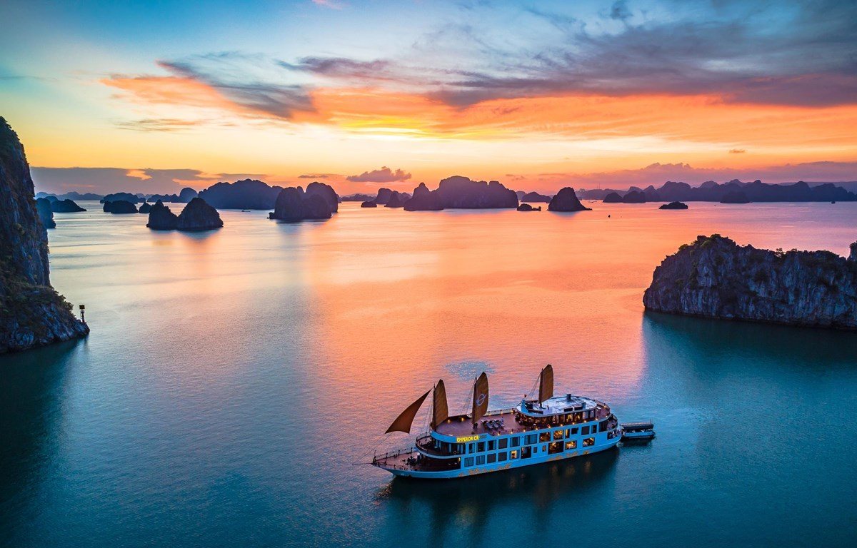 Panoramic views of Lan Ha Bay from Radio Hill at sunrise
