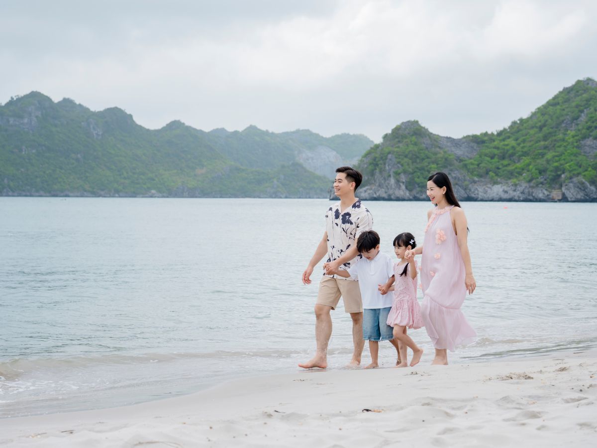 Di chuyển bằng cáp treo Sun World là trải nghiệm được nhiều gia đình lựa chọn