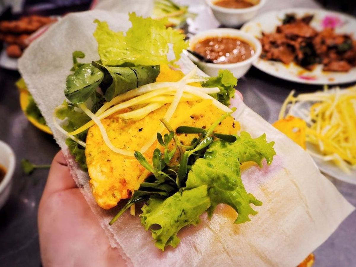 banh-xeo-ba-dien-voi-lop-vo-gion-rum