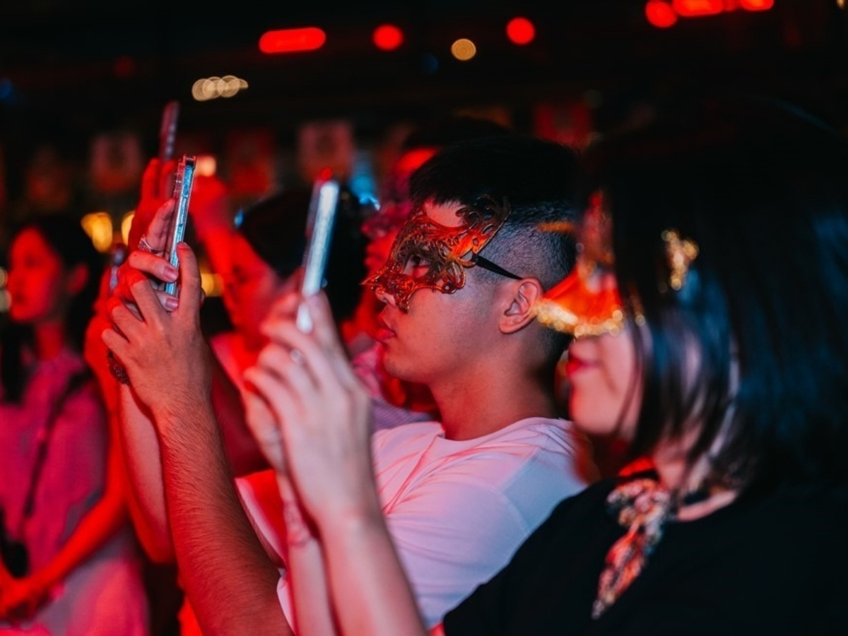 khan-gia-trai-nghiem-show-after-glow