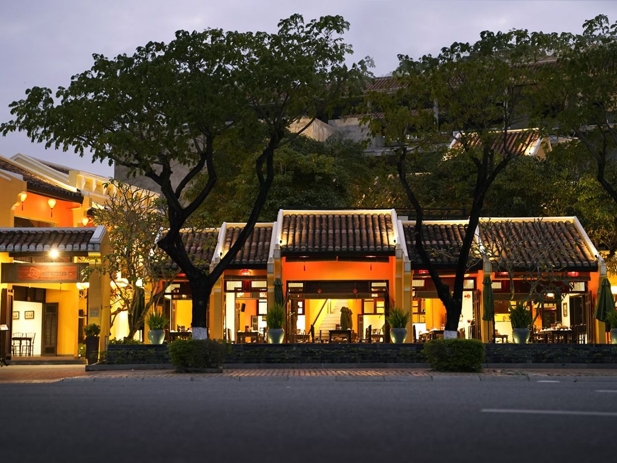 quan-an-ngon-gan-cac-khach-san-view-song-han