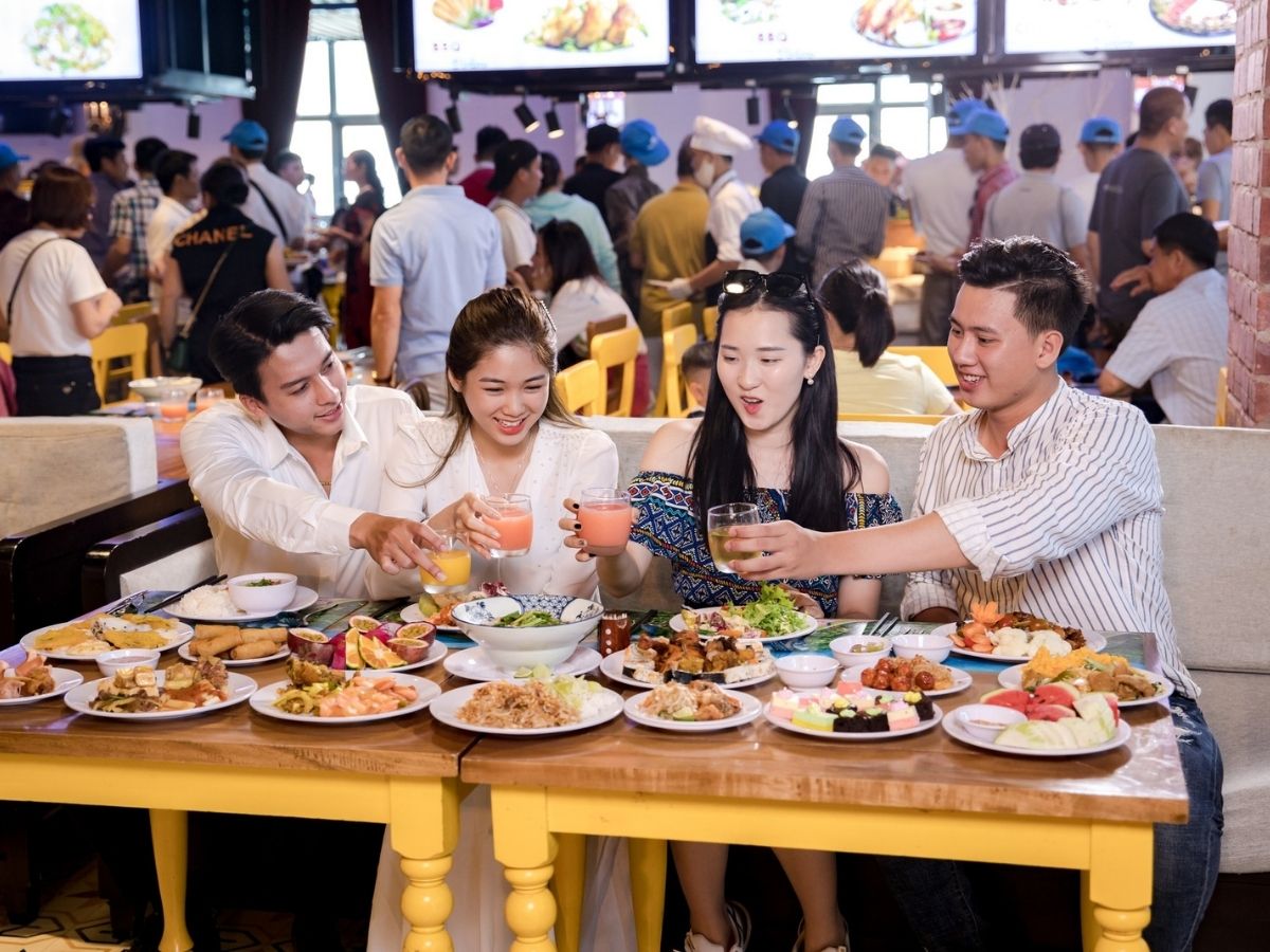 Nhà hàng buffet Taiga tại Sun World Ba Na Hills phục vụ hơn 100 món ăn từ Á đến Âu