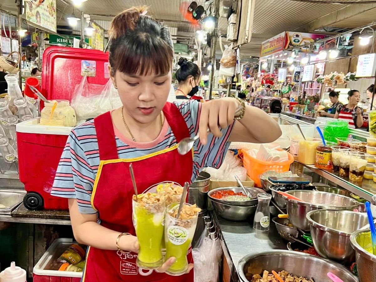 Kem bơ Cô Vân nổi tiếng tại chợ Bắc Mỹ An