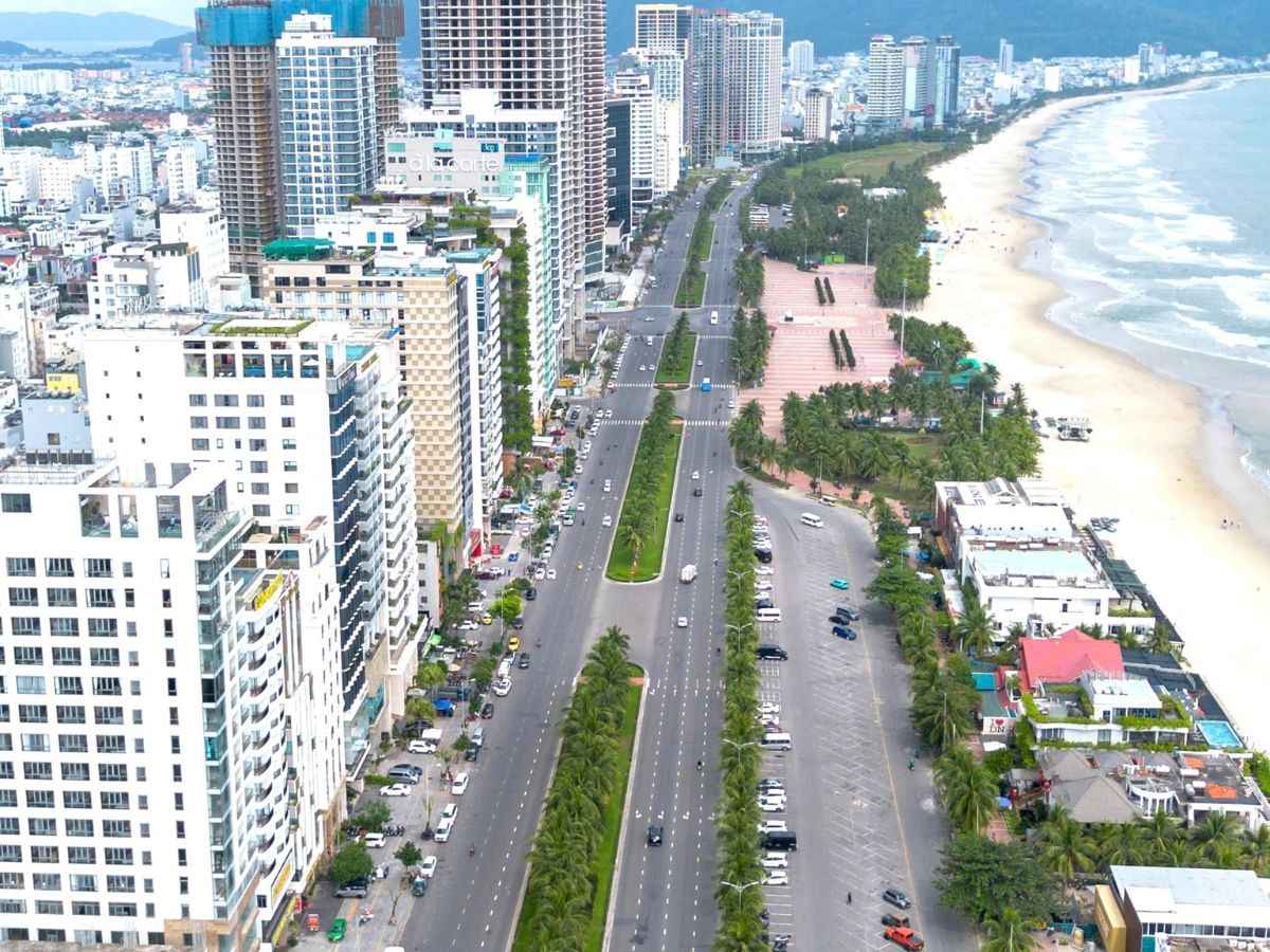 Cung đường biển đẹp đi từ Đà Nẵng đến Hội An