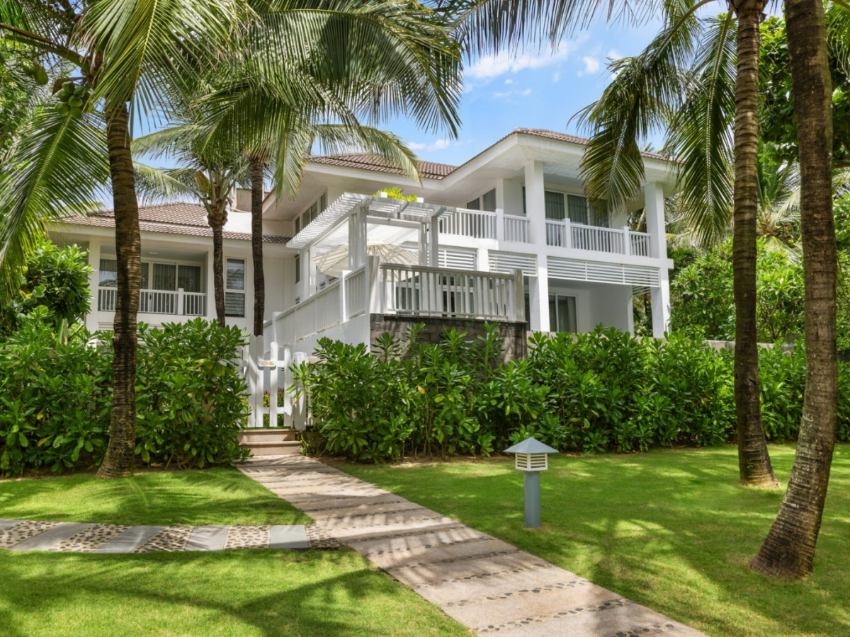 Biệt thự có lối riêng ra biển tại Premier Village Danang Resort