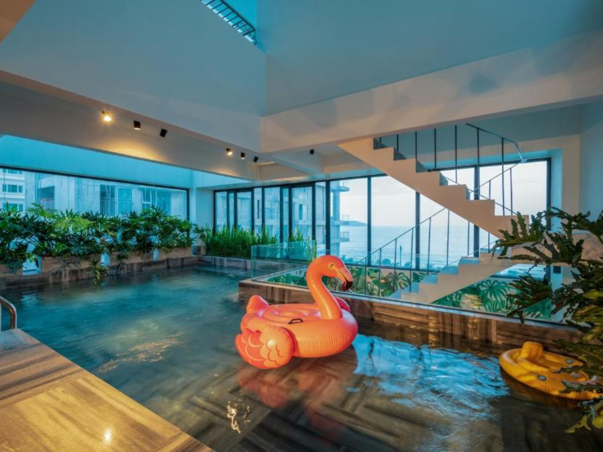 Hồ bơi sang trọng tại Glomad