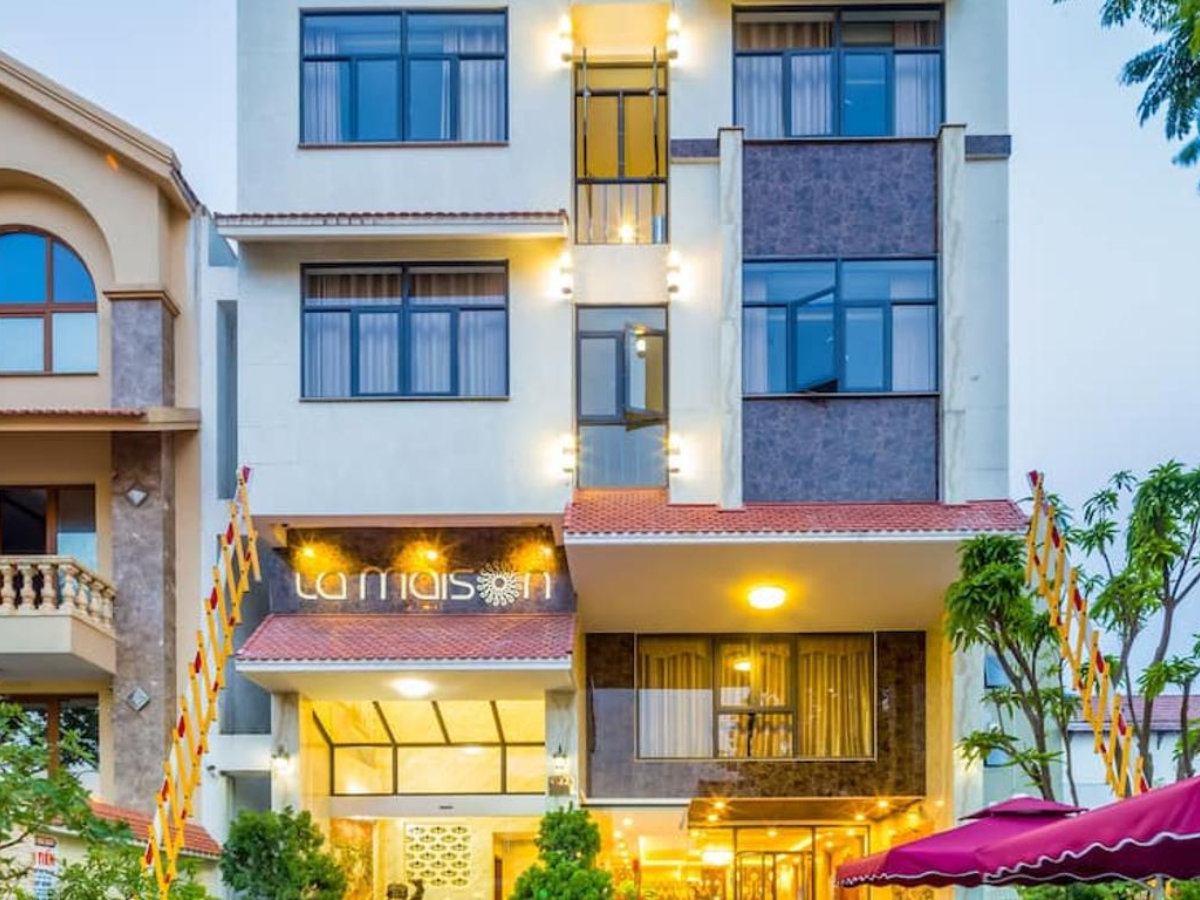 Khách sạn La Maison Beach 3 sao nội bật tại Đà Nẵng