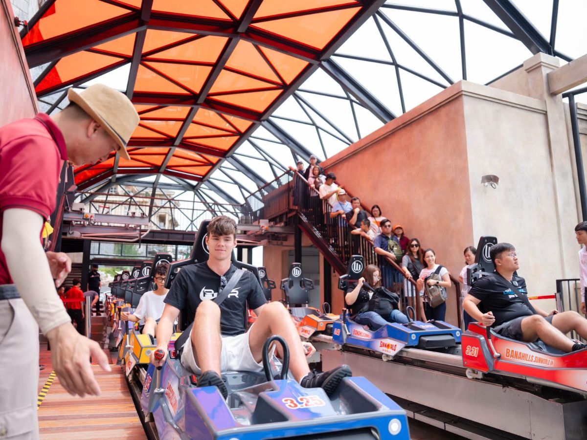 Du lịch tự túc giúp du khách tự do sắp xếp lịch trình khám phá Đà Nẵng