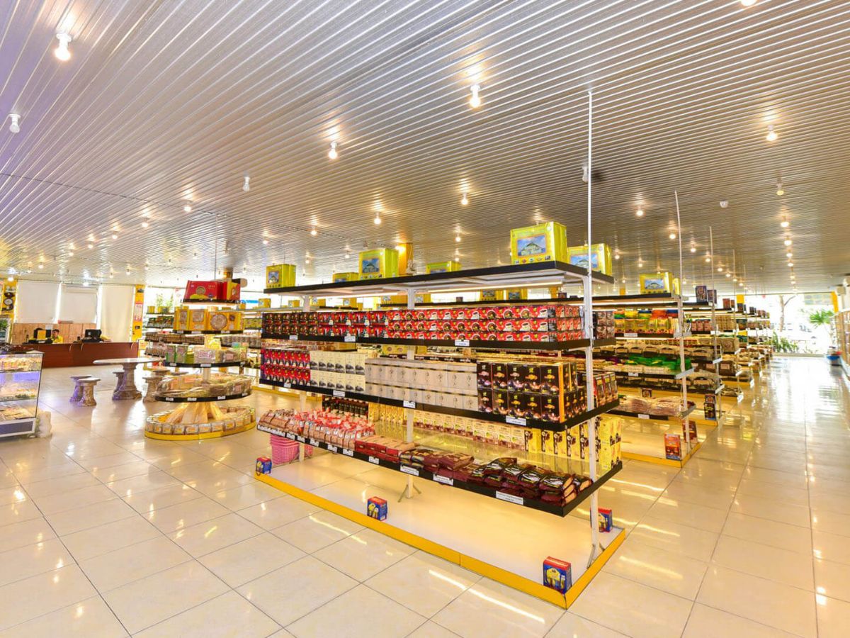 Du khách cần lựa chọn siêu thị đặc sản Đà Nẵng uy tín