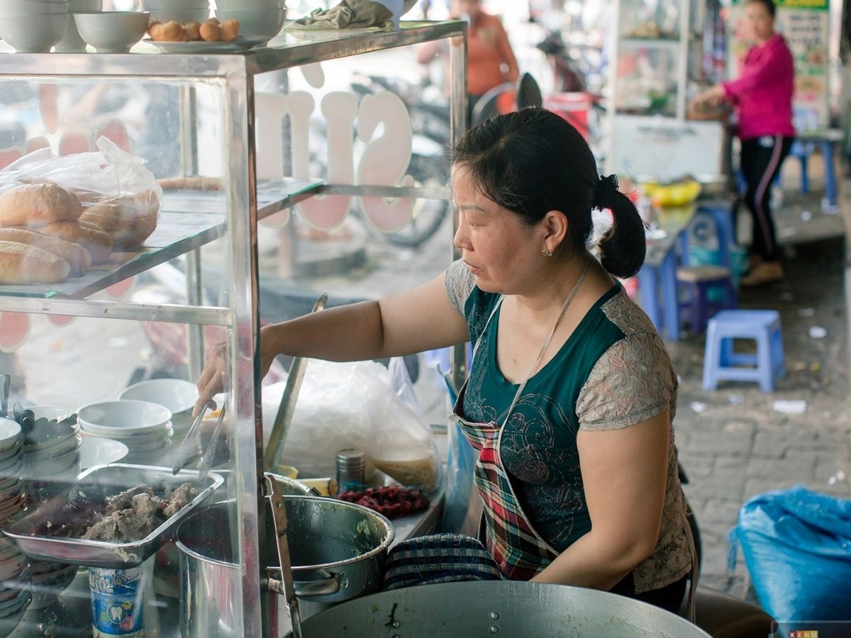 Sự hấp dẫn của các quán ăn sáng ở Đà Nẵng nằm ở nét giao hòa tinh tế giữa văn hóa ẩm thực bản địa và không khí thân mật
