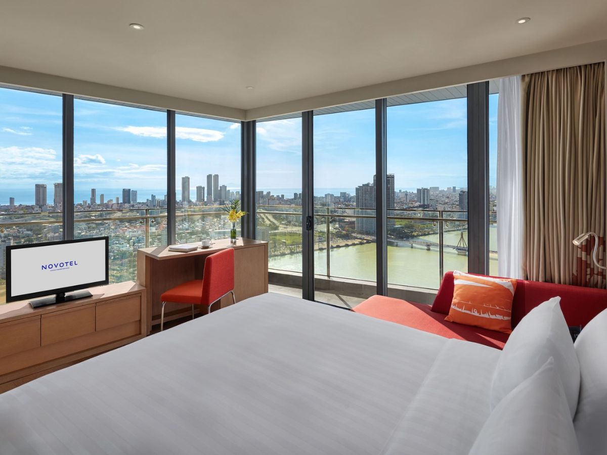 Các khách sạn ở Đà Nẵng thường xuyên có ưu đãi giá phòng giúp du khách tiết kiệm chi phí.