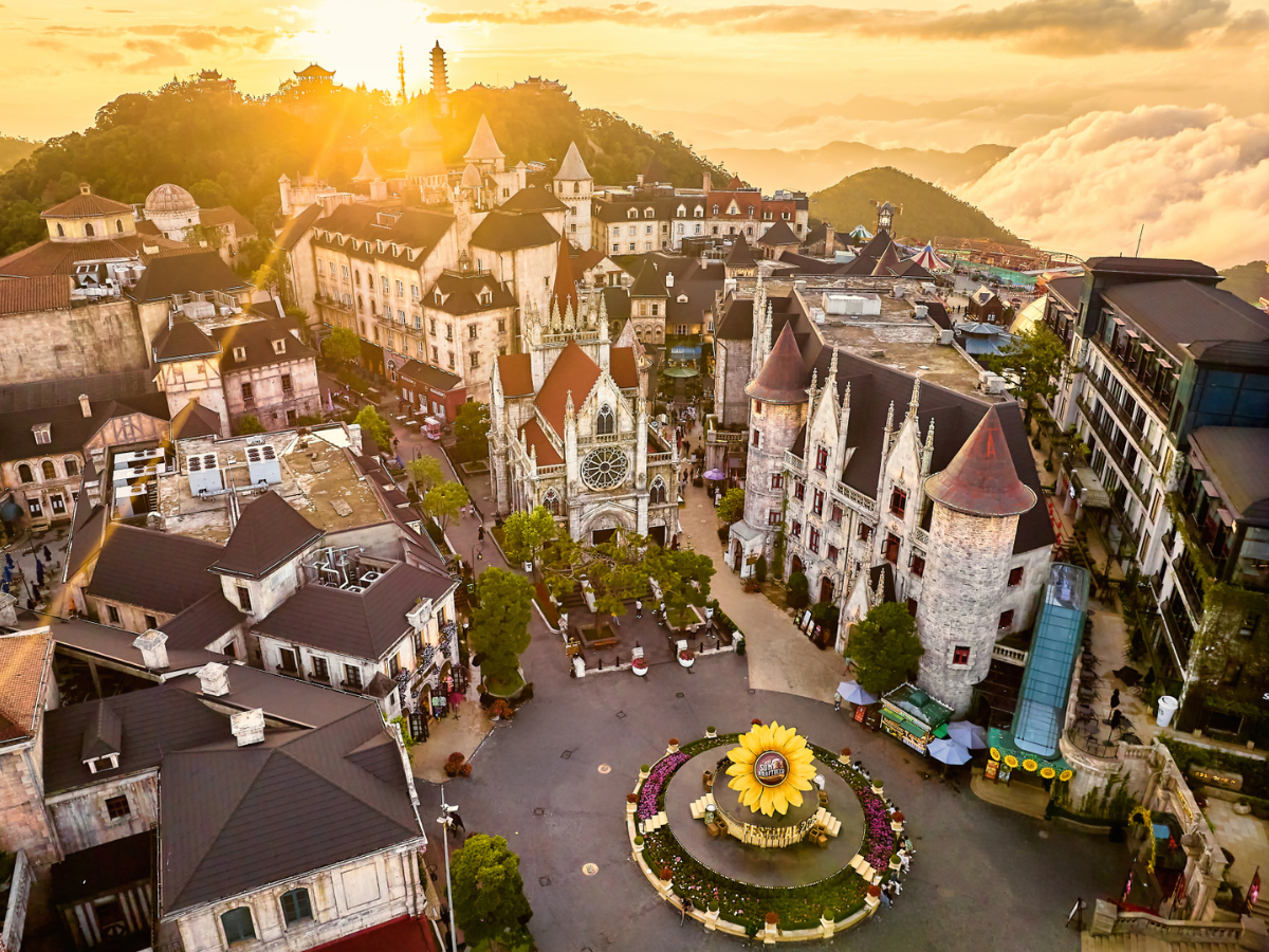 Làng Pháp mang nét cổ kính tại Sun World Ba Na Hills
