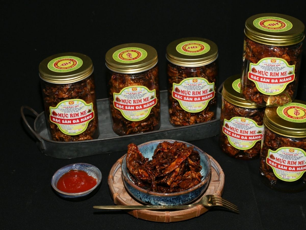 Sau mỗi lần sử dụng mực rim me, hãy đậy kín nắp để tránh hơi ẩm cũng như bụi bẩn