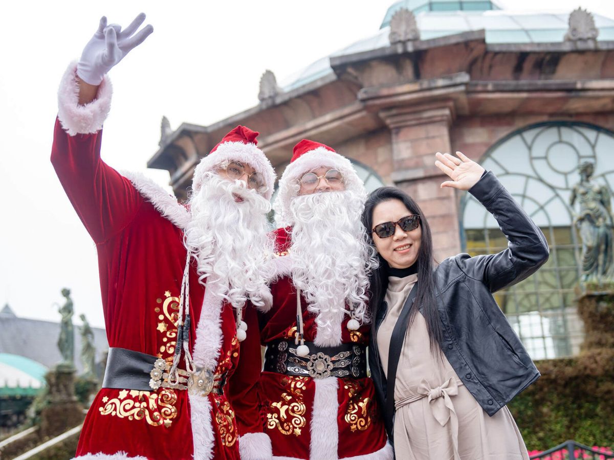 Du khách sẽ có rất nhiều góc chụp hình đẹp khi ghé chơi Đà Nẵng dịp Noel