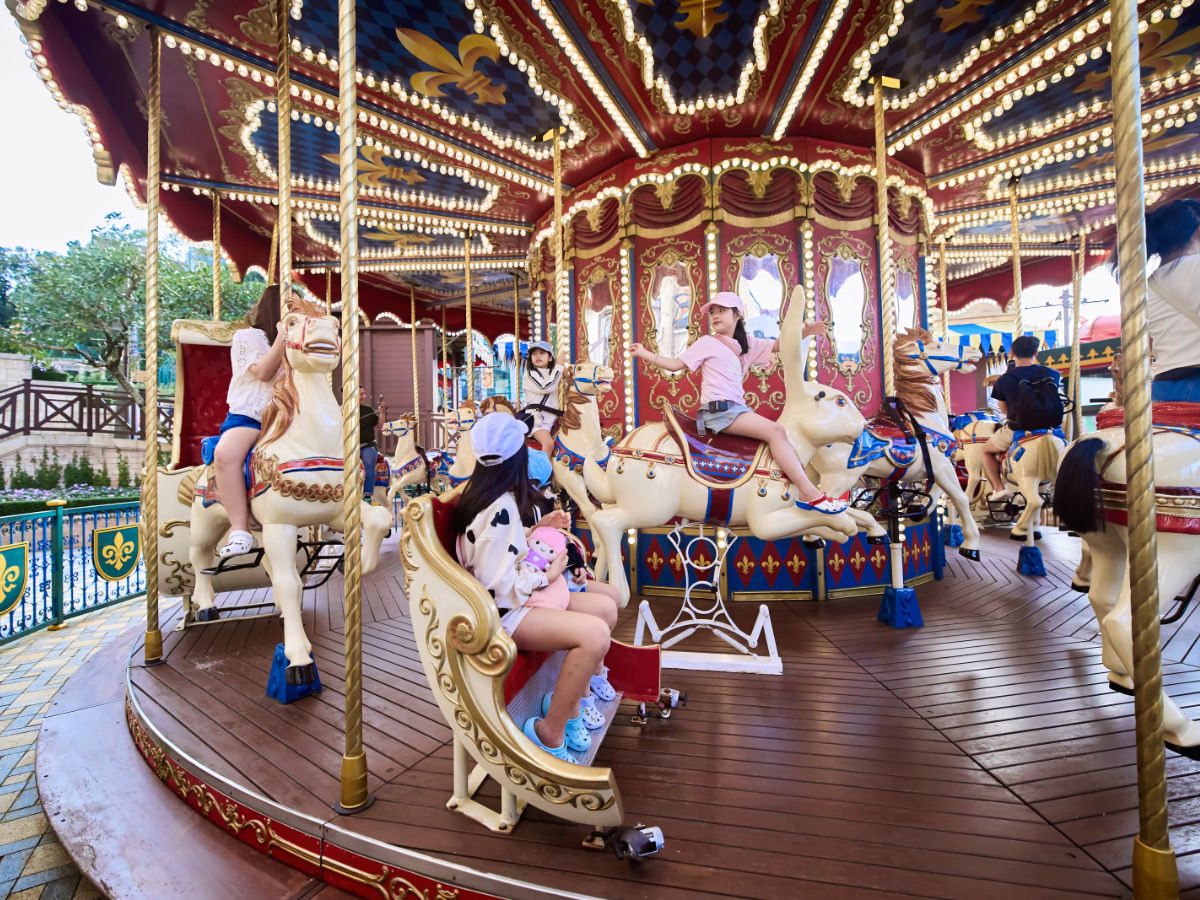 Các khu vui chơi ở Sun World Ba Na Hills thường được du khách yêu thích trải nghiệm trong các dịp Tết dương lịch