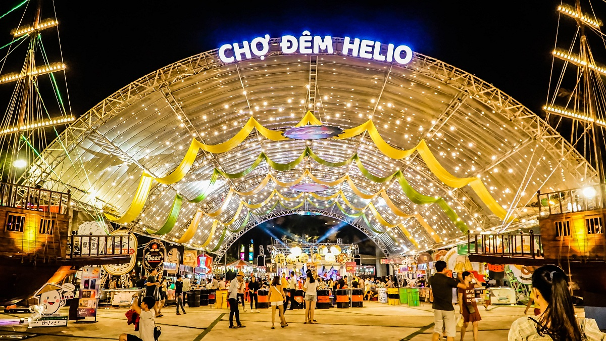 Helio Night Market - one of the largest and most diverse food hubs in Da Nang
