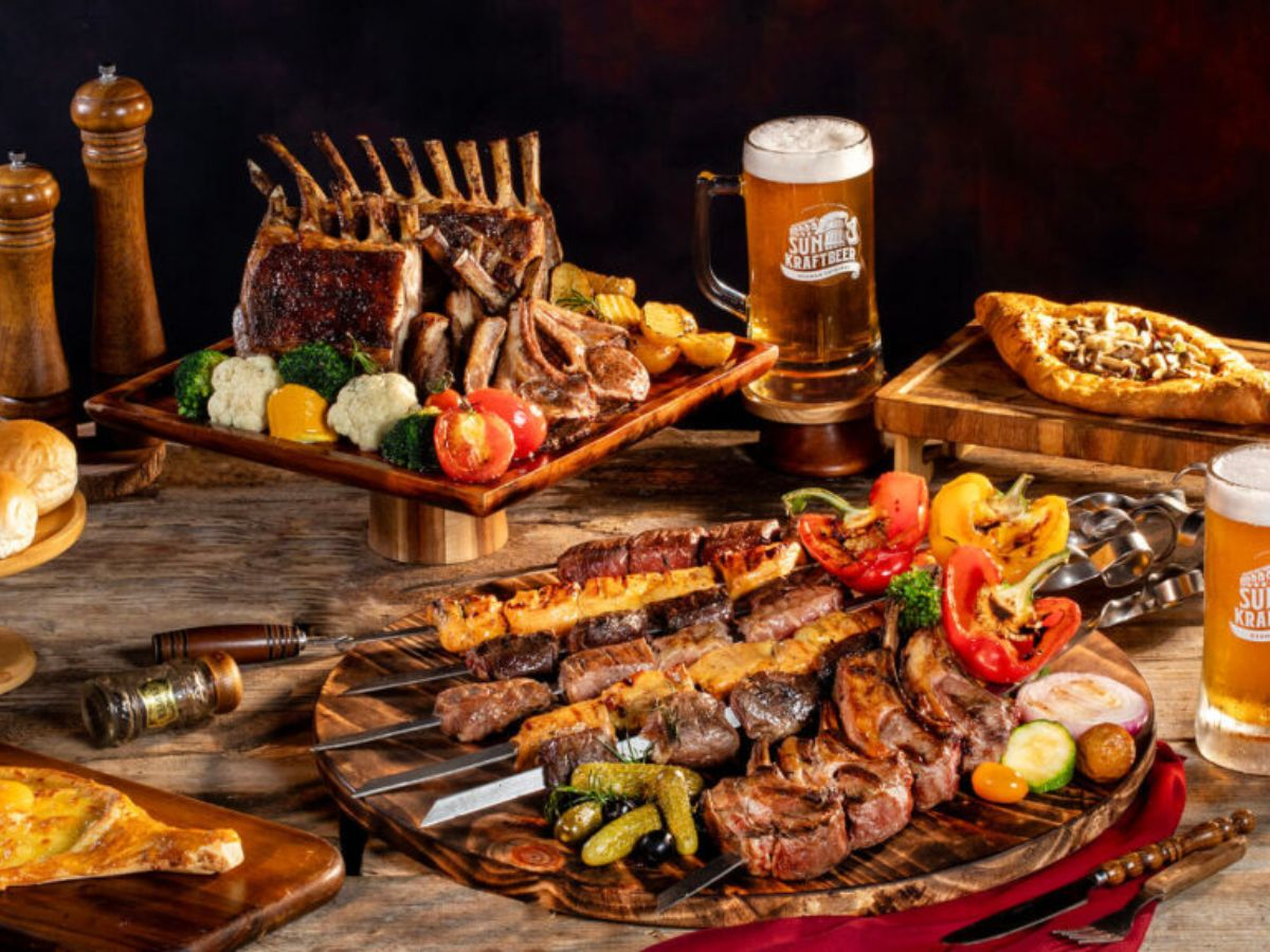 Beer Plaza là thiên đường thực sự dành cho những ai đam mê hương vị ẩm thực