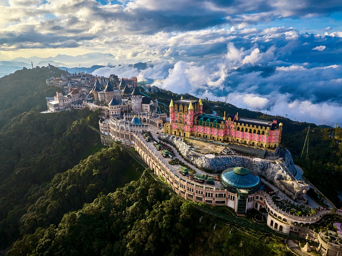 Khí hậu mát mẻ trên đỉnh Bà Nà Hills mang đến cảm giác dễ chịu giữa mùa hè. (Nguồn: Sưu tầm)