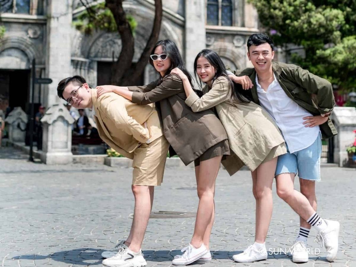 phong-cach-nang-dong-voi-combo-ao-phong-va-quan-short-vua-dep-vua-thoai-mai