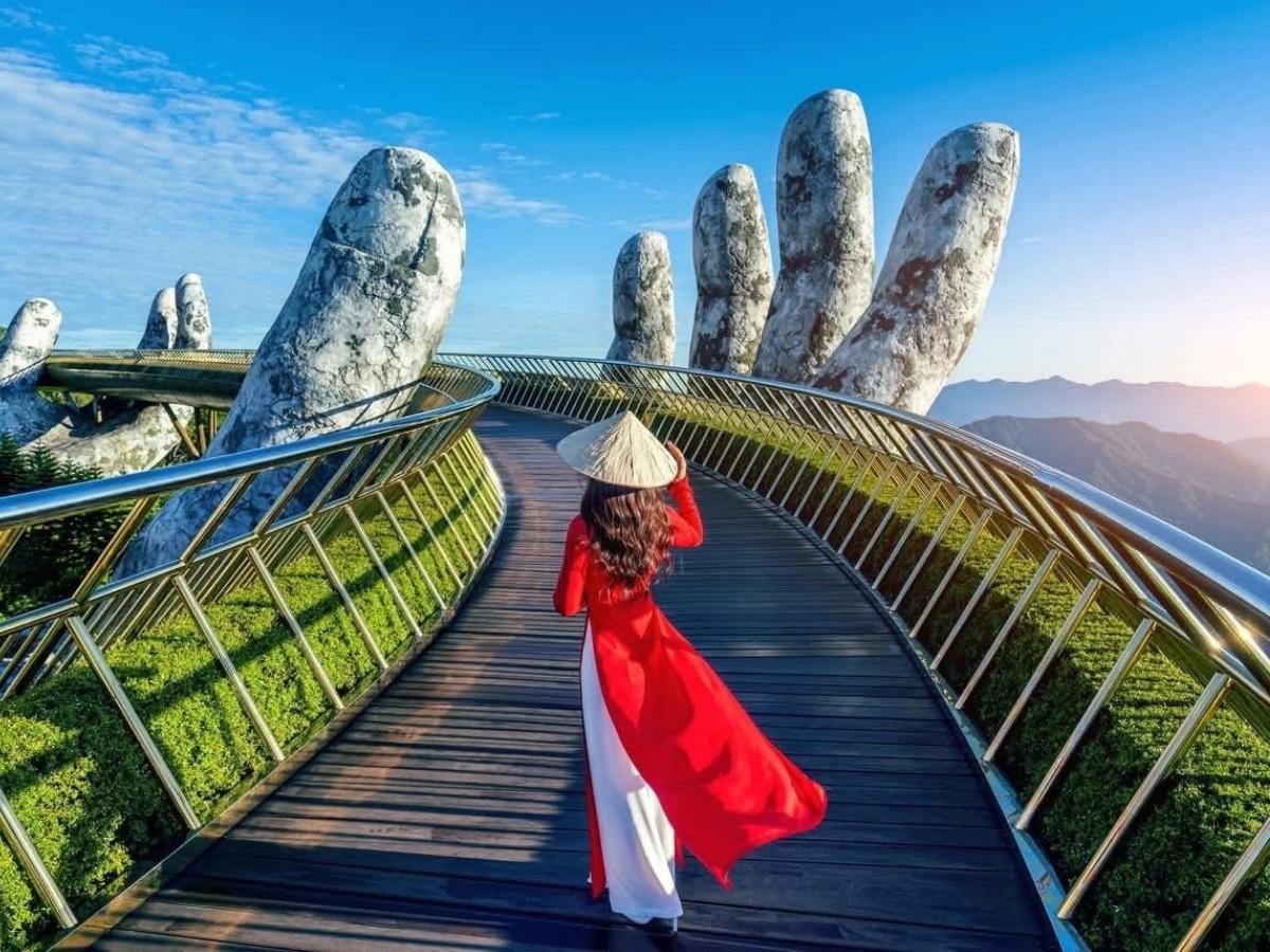 lua-chon-trang-phuc-phu-hop-khi-den-cac-dia-diem-tam-linh-tai-ba-na-hills