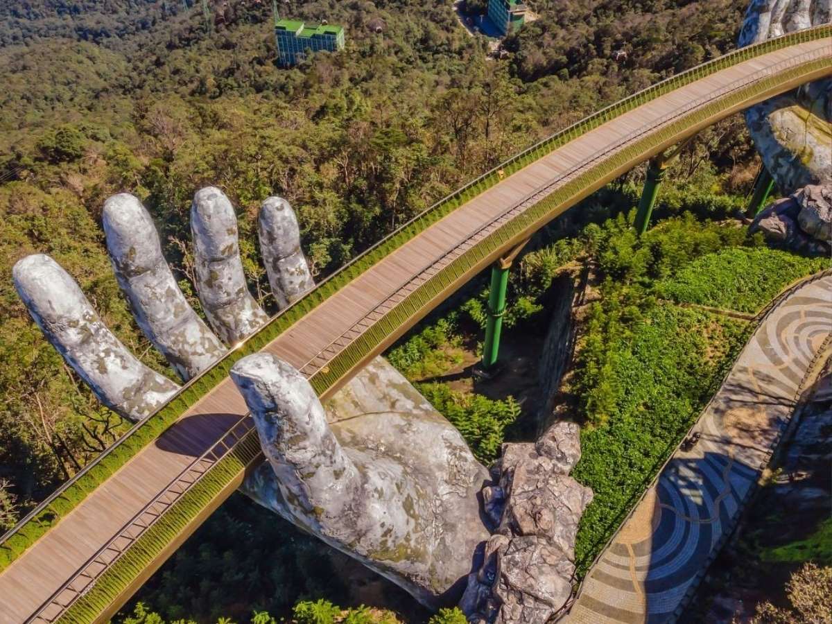 cau-vang-diem-check-in-song-ao-duoc-yeu-thich-ma-con-la-minh-chung-cho-tai-nang-kien-truc