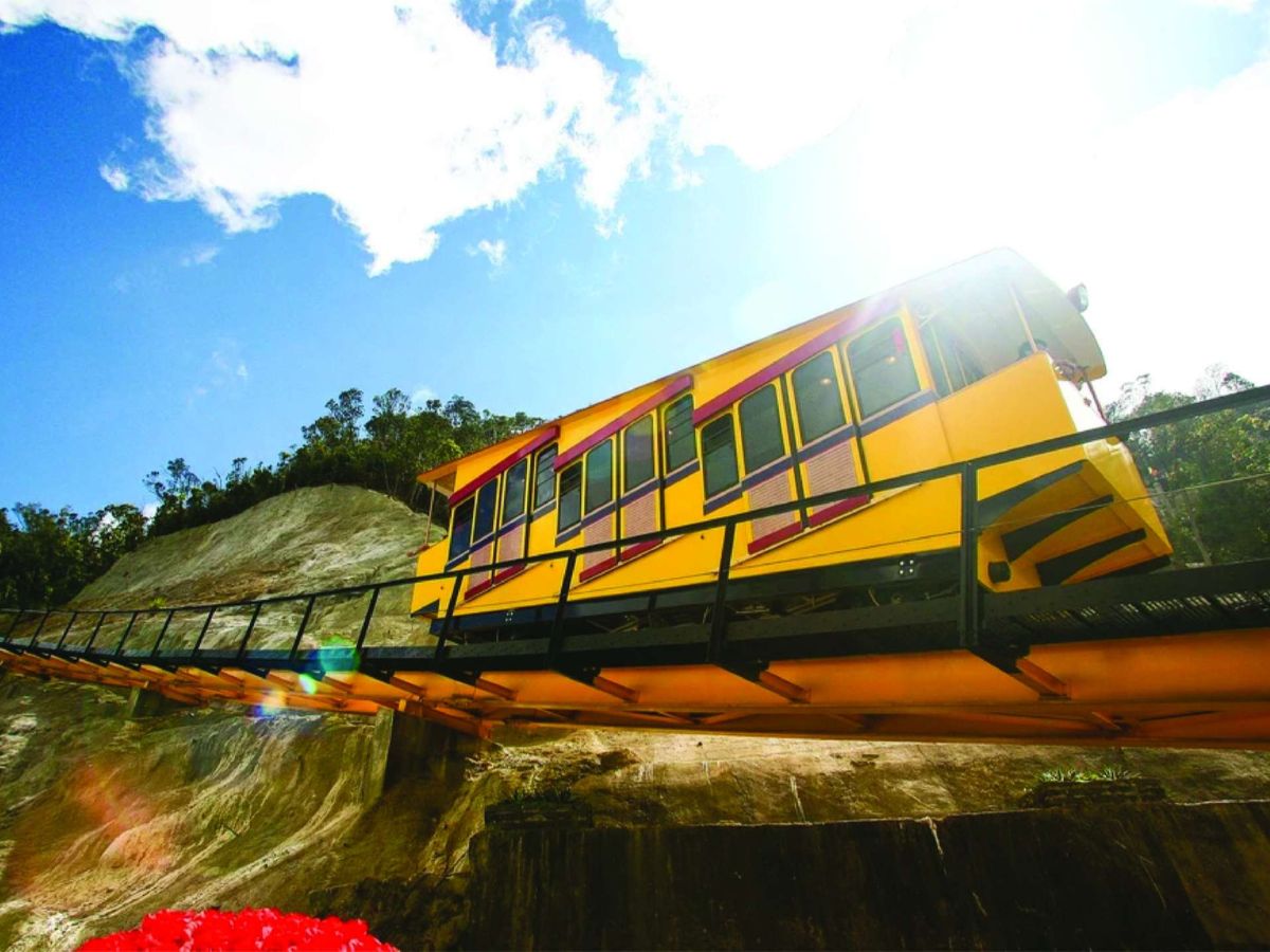 tau-hoa-leo-nui-ba-na-van-hanh-lien-tuc-tat-ca-cac-ngay-trong-tuan