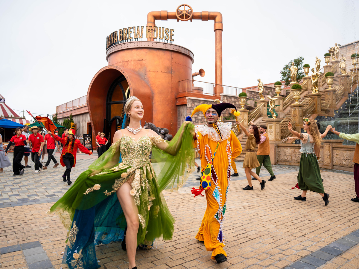 le-hoi-carnival-duong-pho-da-sac-mau