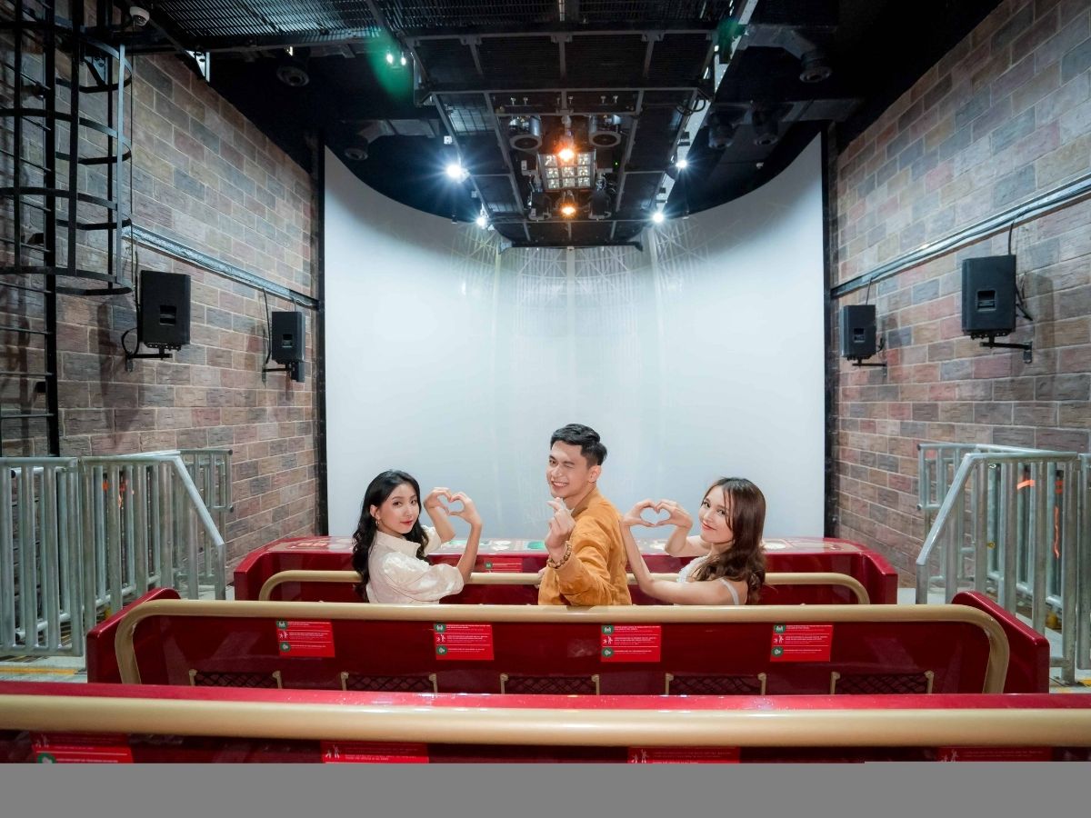 rap-chieu-phim-airship-mien-phi-cho-du-khach