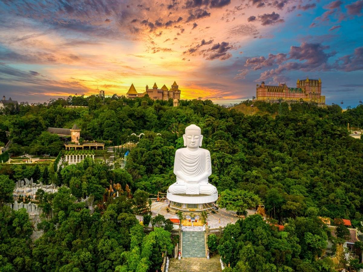 len-lich-trinh-ket-hop-tham-quan-lau-chuong-ba-na-hills