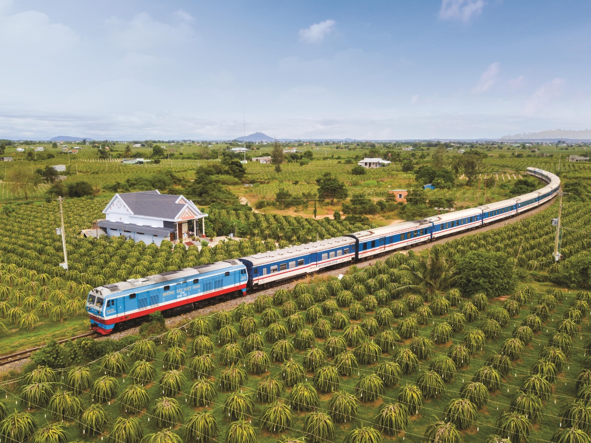 Di chuyển bằng tàu hỏa Bắc Nam giúp du khách tiết kiệm chi phí hiệu quả.