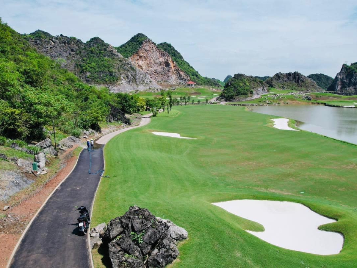 Di chuyển đến sân Golf tại Hà Nam