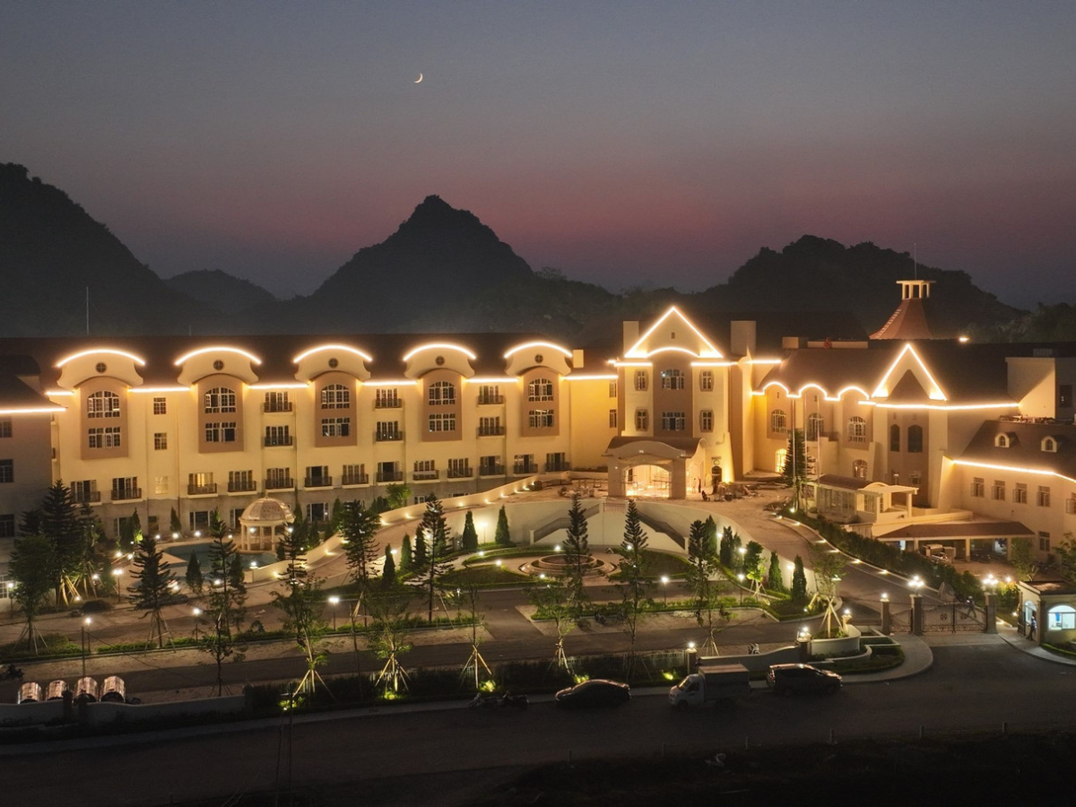Legend Valley Hotel - điểm nghỉ dưỡng sang trọng giữa lòng Hà Nam