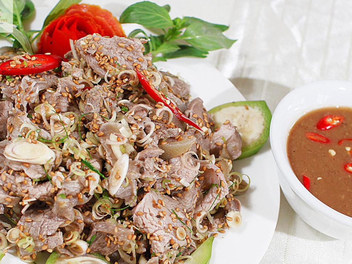 Du khách có thể thưởng thức nhiều đặc sản Ninh Bình khi ghé thăm Hà Nam.