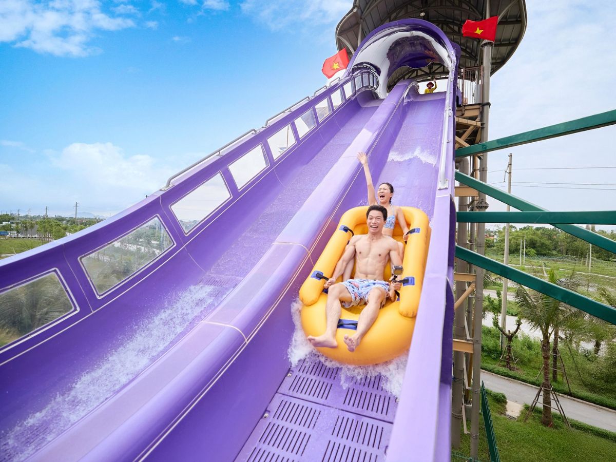 Rất nhiều hoạt động vui chơi giải nhiệt cực đã trong ngày hè đang chờ đón du khách tại Sun World Ha Nam. (Nguồn: Sưu tầm)